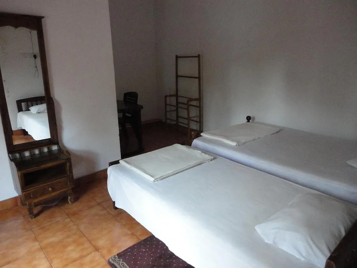 White Elephant Hotel Maskeliya