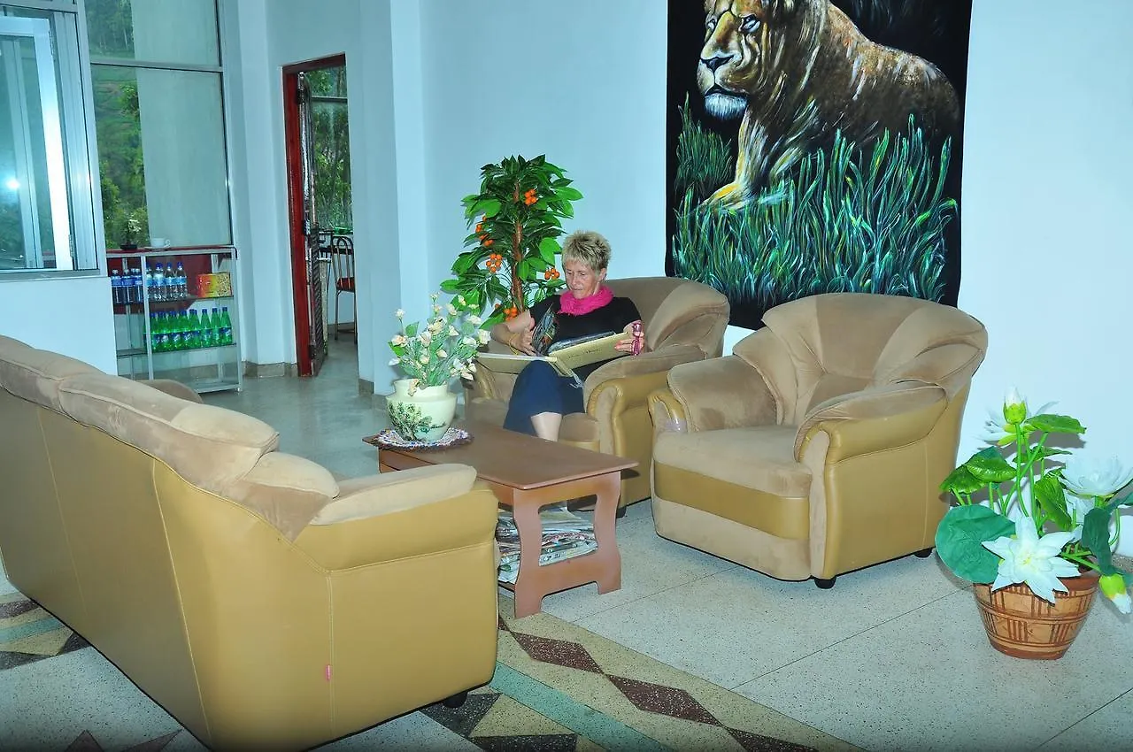 White Elephant Hotel Maskeliya 0*,  Σρι Λάνκα